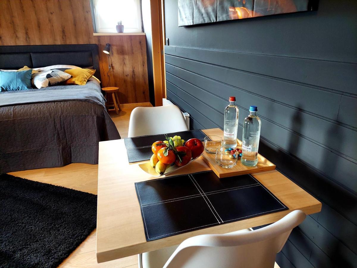 La Chambre D'En Haut La Reid Luaran gambar